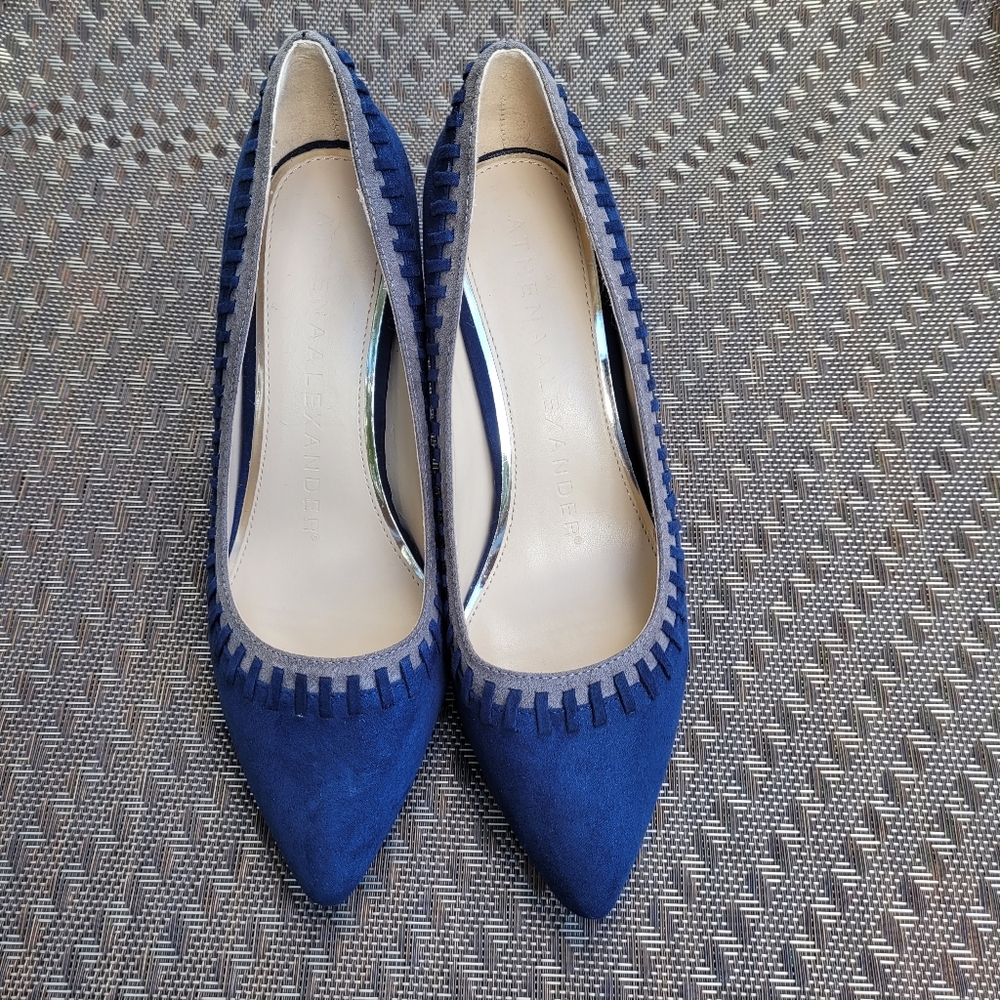 Athena Alexander Blue Suede Pumps Size 8